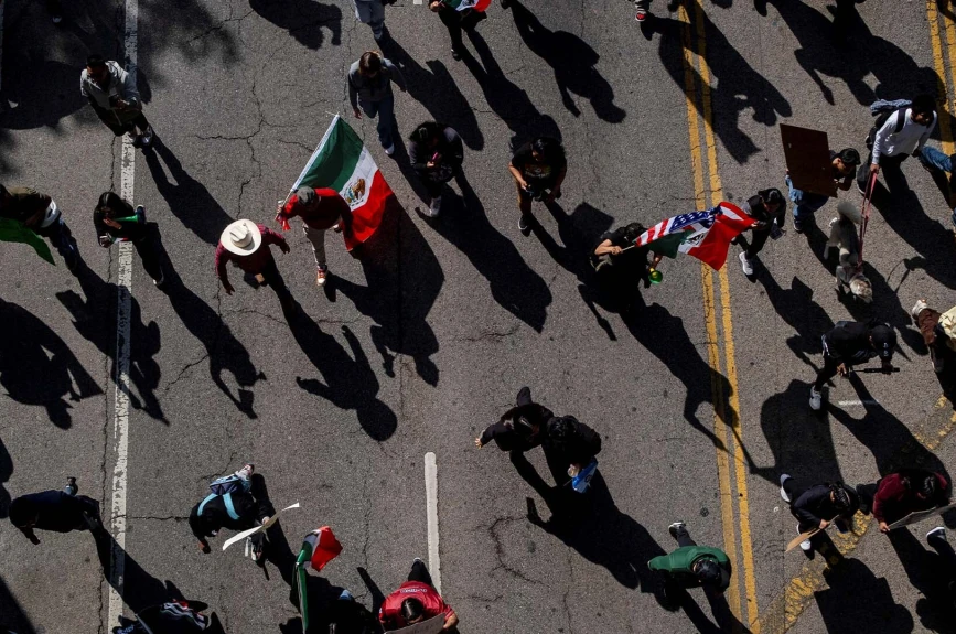Comunidad latina sale a las calles en Estados Unidos