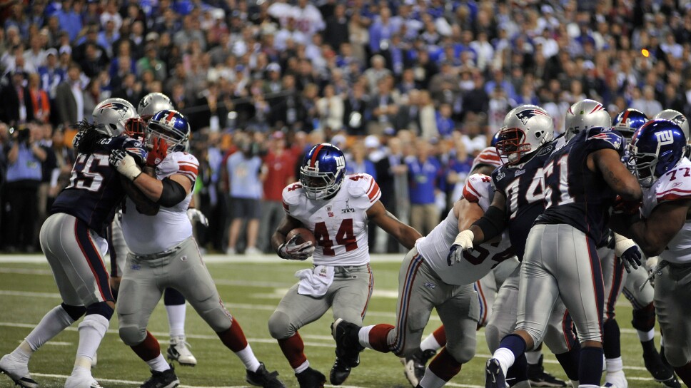 Super Bowl XLVI - New York Giants v New England Patriots