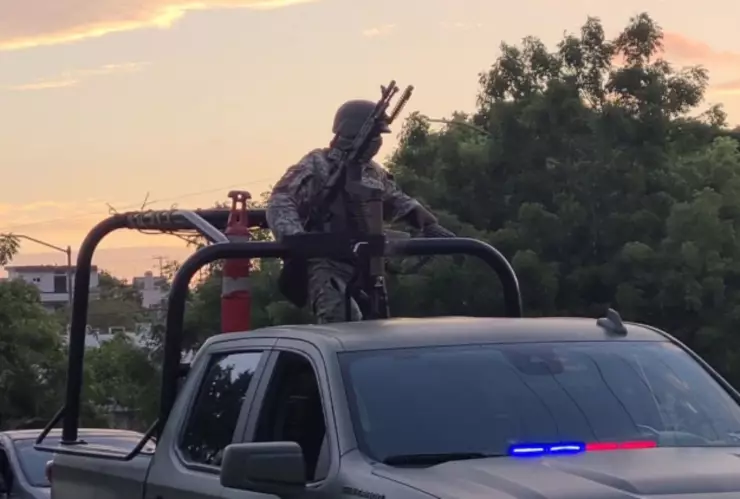 Enfrentamiento La Cofradía, Navolato, Sinaloa dos detenidos.jpg