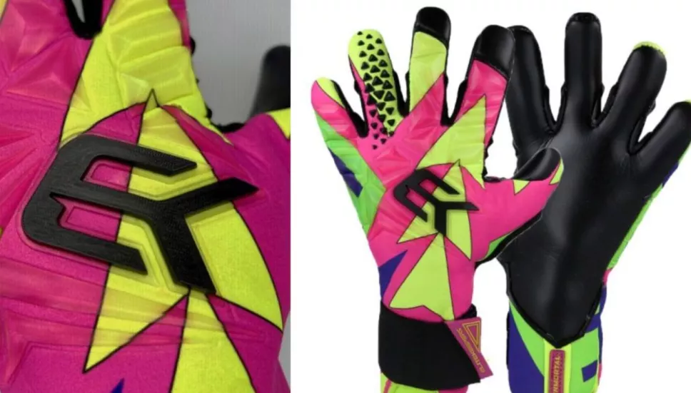 Guantes de Jorge Campos a la venta en Europa