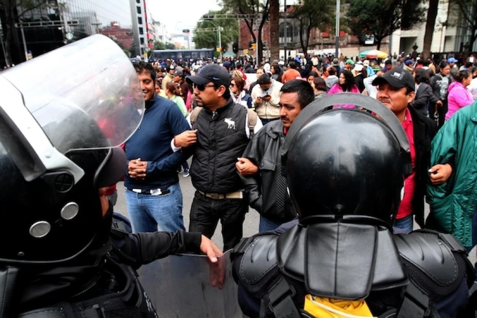 Maestros de la CNTE se manifestarán en las sedes nacionales del PRI, PAN y PRD