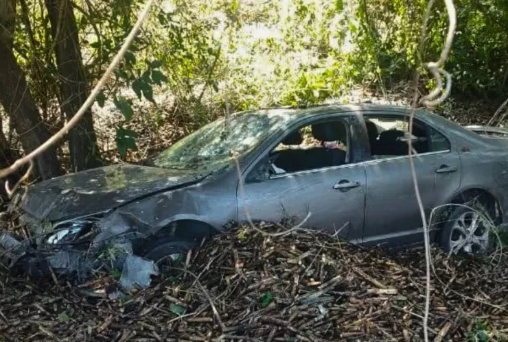 El accidente en la curva del Jícaro dejó dos personas lesionadas, entre ellas una menor