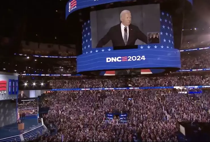 Ovación a Joe Biden y actuación de Beyoncé encienden la Convención Demócrata 2024 en Chicago