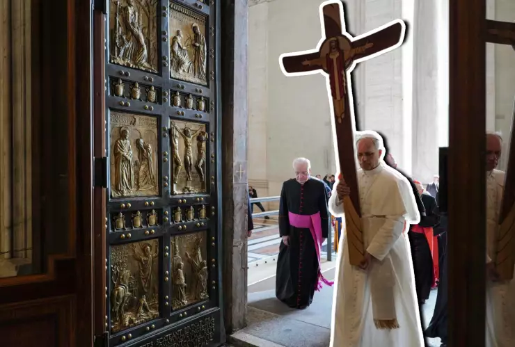 Papa León XIV atravieza la Puerta Santa en San Pedro_ ‘Aperite mihi portas iustitiae'; esto dijo el pontífice.jpg