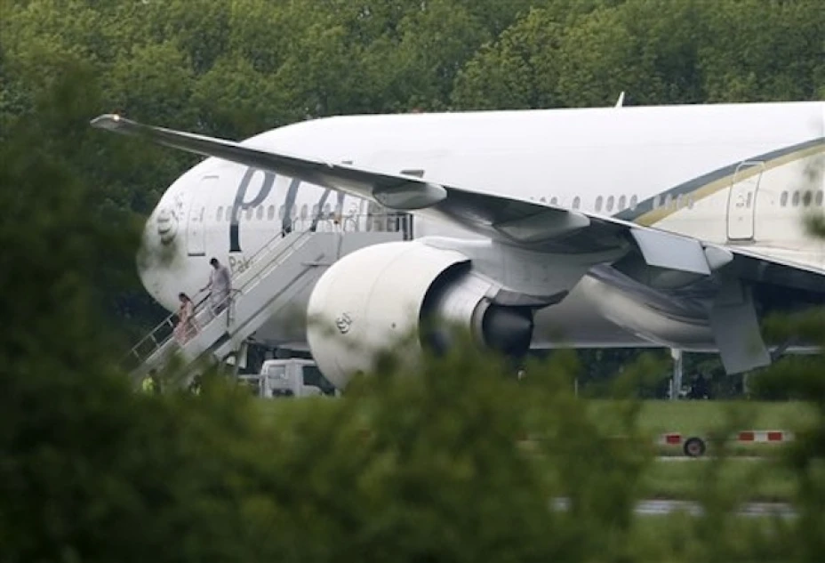 Un avión egipcio que se dirigía a Nueva York fue desviado luego de encontrar una carta amenazante