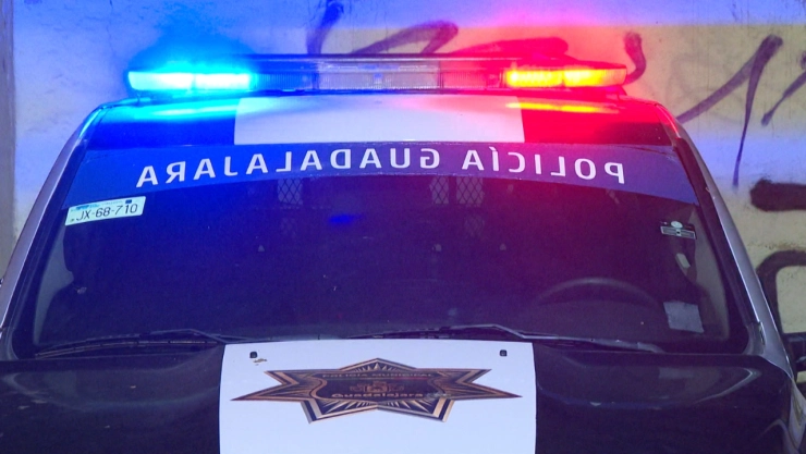 ZMG_ Vecinos reportan olores fétidos en una casa y localizan a hombre muerto