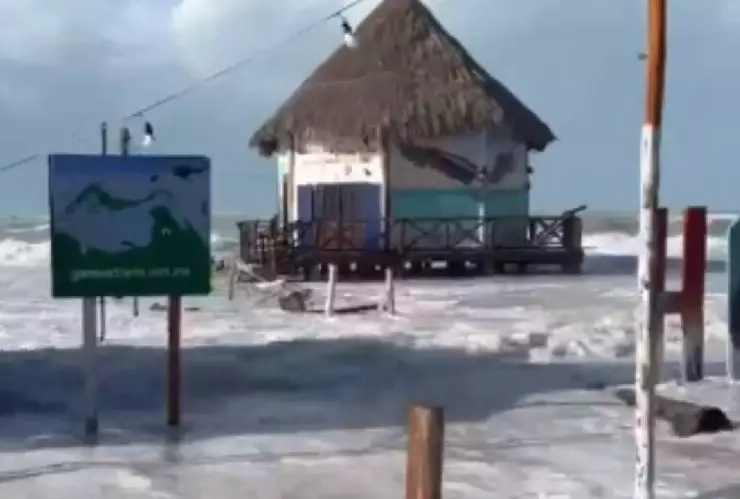 Frente frío en Quintana Roo y Yucatán_ Hay nueve pescadores desaparecidos por evento de _norte_.jpg