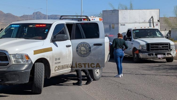 Encuentran a un hombre sin vida con disparos en la cabeza en la carretera Parral-Jiménez