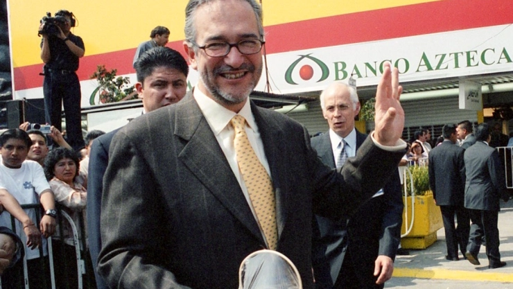Fundación de Banco Azteca