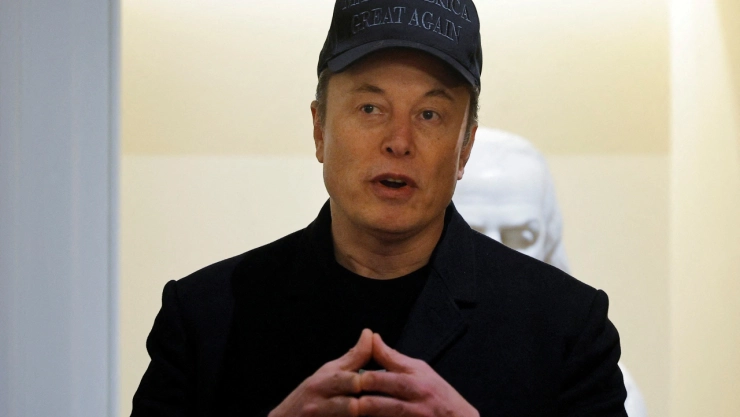 Canadienses acusan a Elon Musk de intervenir en la política del país y piden quitarle su ciudadania