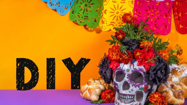 5 manualidades para reutilizar lo que tienes en casa y sorprender en Día de Muertos