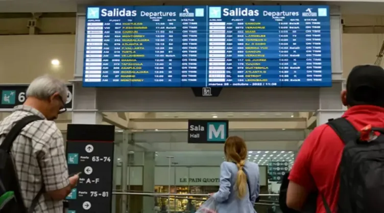 ¿Qué hacer si tu vuelo se retraso en el AICM por lluvias en CDMX? Revisa el estatus de tu viaje