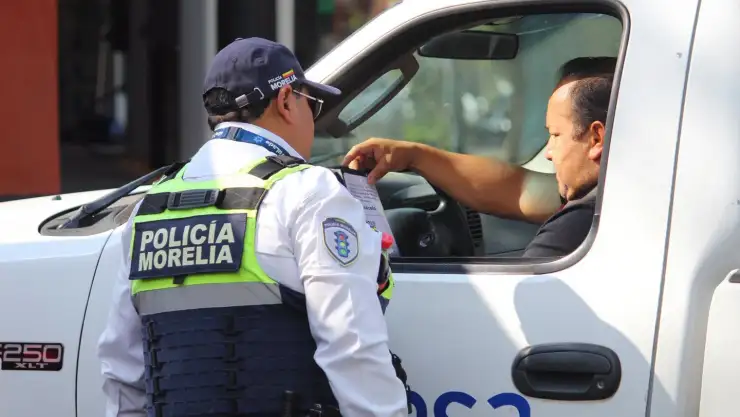 Policía