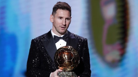 Messi con el Bal&oacute;n de Oro