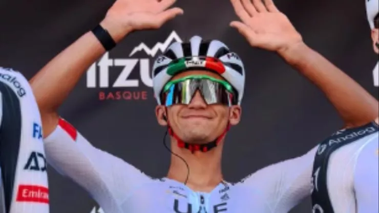 isaac-del-toro-descartado-giro-italia.jpg