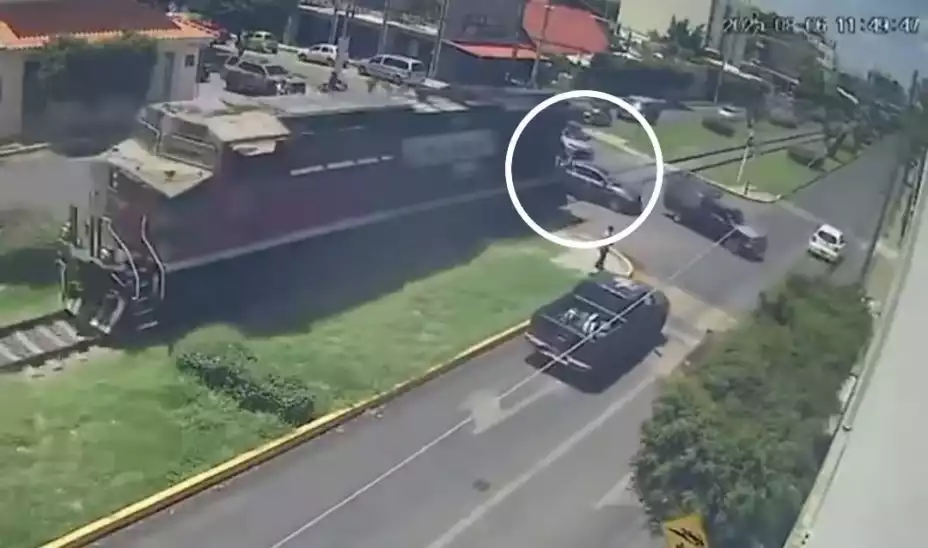 Tren Irapuato.jpeg