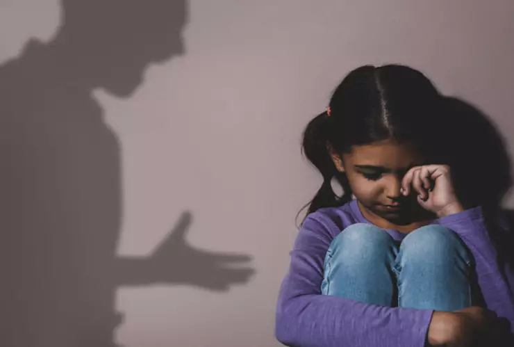 niño salva a su hermana de ser ahorcada