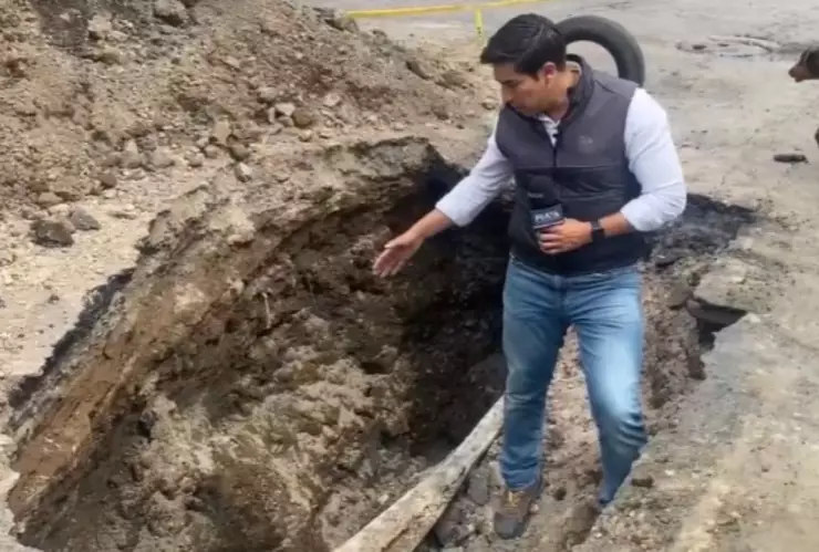 ¡Alerta! Tremendo socavón aparece en San Miguel Topilejo, Tlalpan