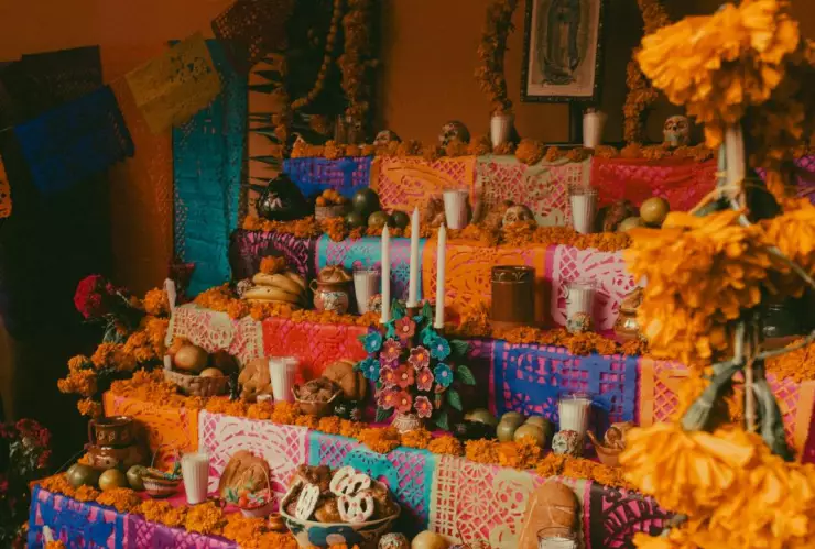 comida altar de muertos.