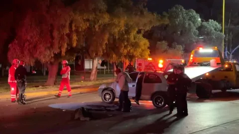 Accidente en Avenida Siglo XXI deja tres menores lesionados hoy 29 de septiembre en Aguascalientes