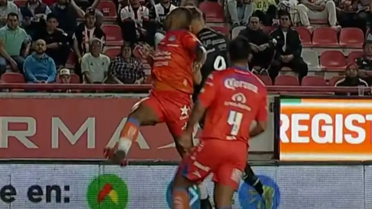 Samir Caetano noqueado Mazatlán vs Necaxa Clausura 2025