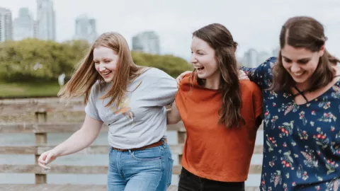 Pasa tiempo con tus amigos