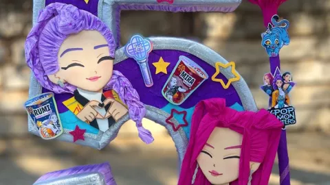 4 diseños de piñatas caseras de KPop Demon Hunters para celebrar los cumpleaños de los niños