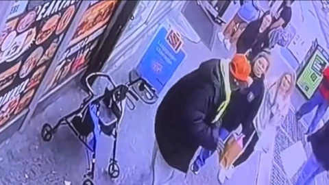 El hombre fue detenido por las autoridades tras el ataque en Times Square.