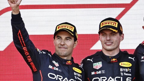 Verstappen y Checo Pérez, 1-2 en el Gran Premio de Azebaiyán