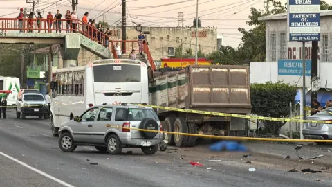 Accidente en Mazatlán deja un hombre muerto y varios heridos hoy miércoles 11 de marzo de 2026..jpg