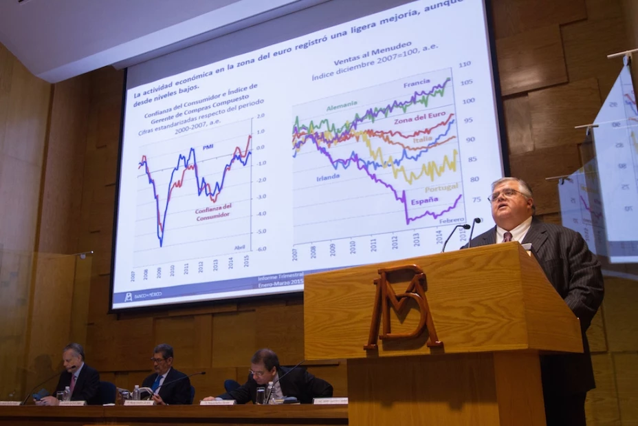 Previsiones a la baja