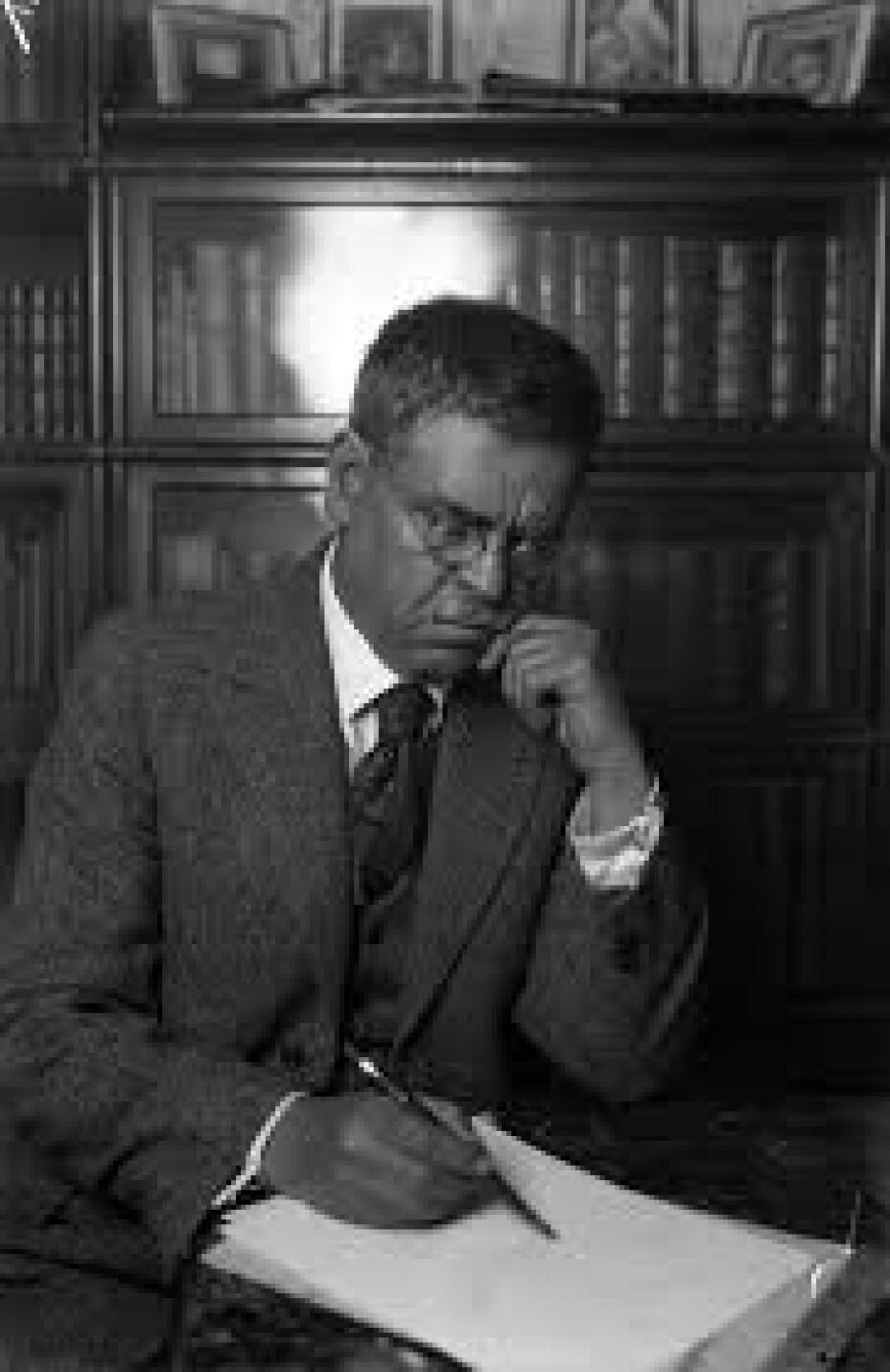 Mariano Azuela, EFEMÉRIDES DEL 1 DE ENERO