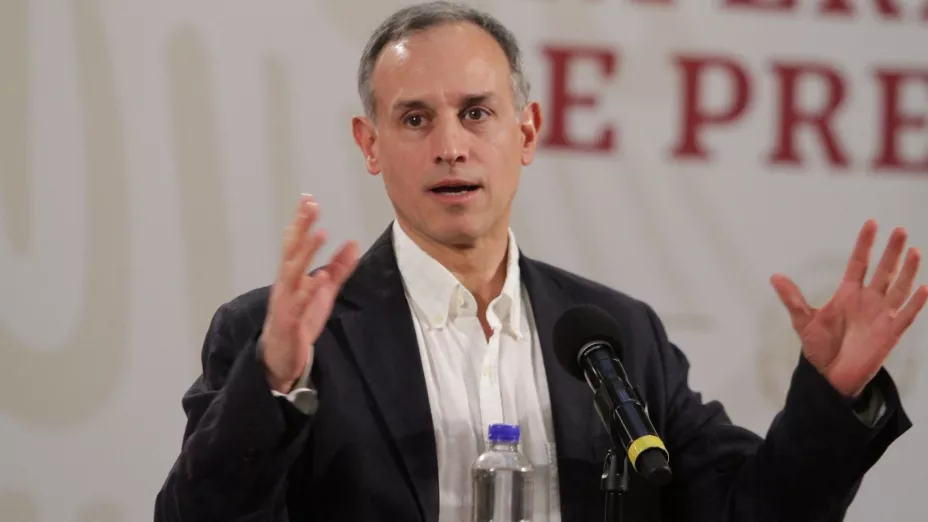 gatell uno_notimex).jpg