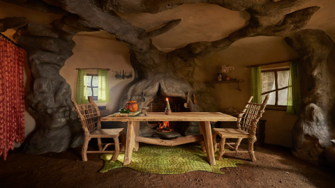 Foto del interior de la casa de Shrek