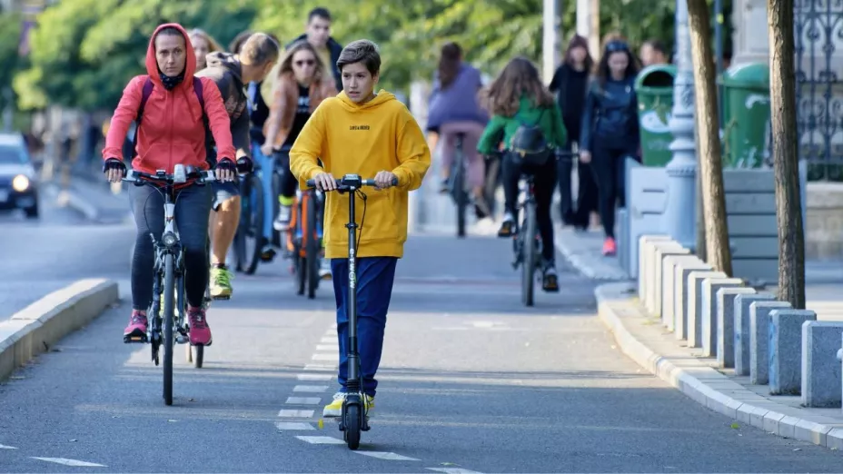 Esta es la MULTA por exceder el límite de velocidad de patines eléctricos en Guadalajara