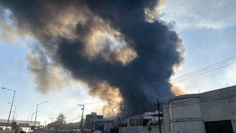Incendio en fábrica de León