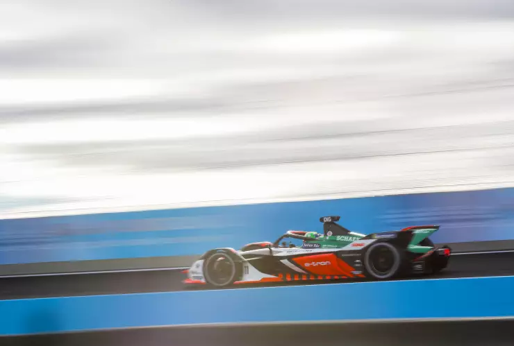 Velocidad al máximo en la Fórmula E de Puebla.