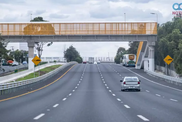 Cierre en la autopista Mexico Queretaro
