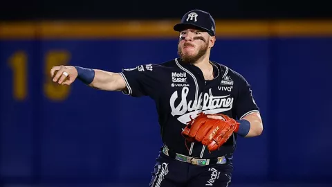 Esteban Quiroz fue clave en la victoria de Sultanes de Monterrey