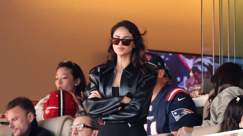 Eiza González Super Bowl 2026 Patriots vs Seahawks con Bad Bunny show de medio tiempo