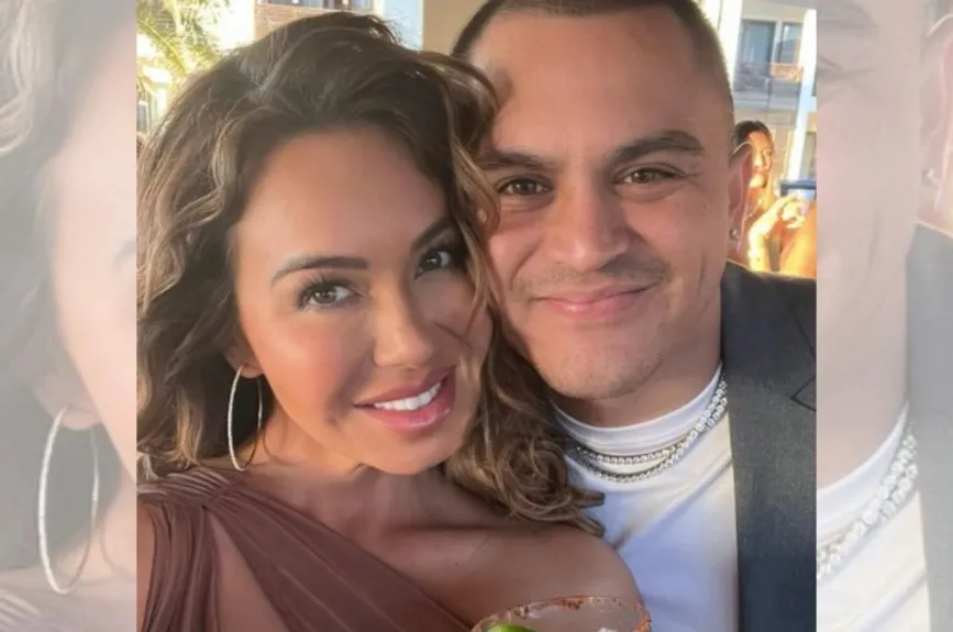 Chiquis anillo en una fiesta.jpg