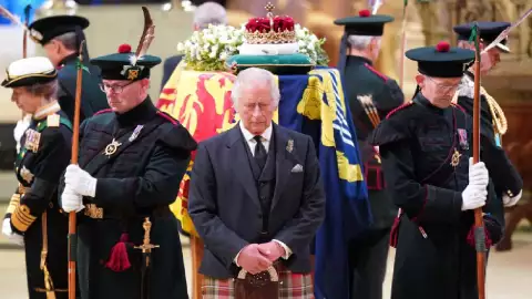 Hombre predice cuándo será la muerte del Rey Carlos III