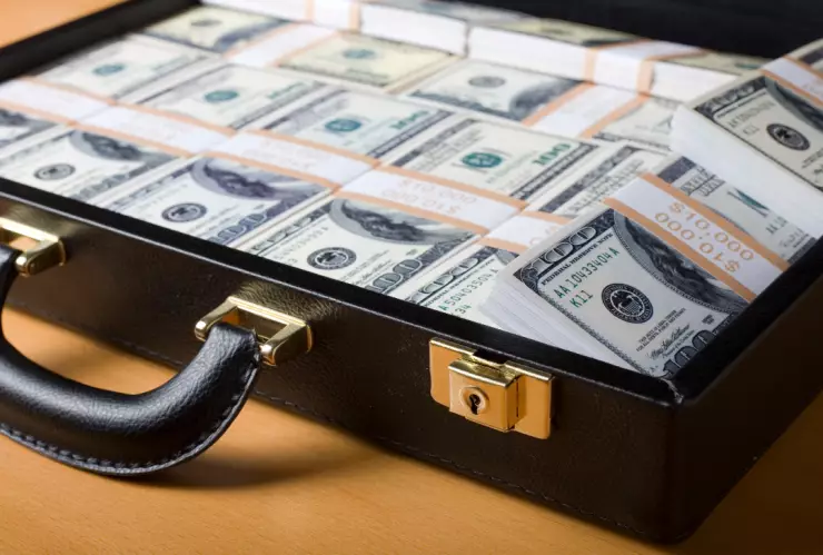 La recompensa millonaria que EUA da por el Azul, abuelo de la presunta novia de Peso Pluma