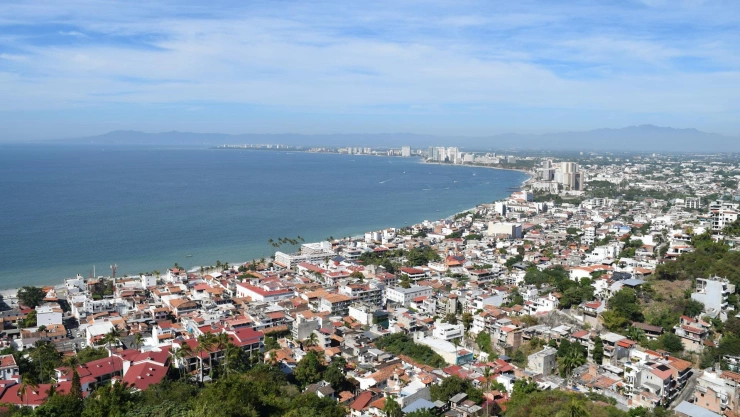 Panorámica de Puerto Vallarta desde las alturas