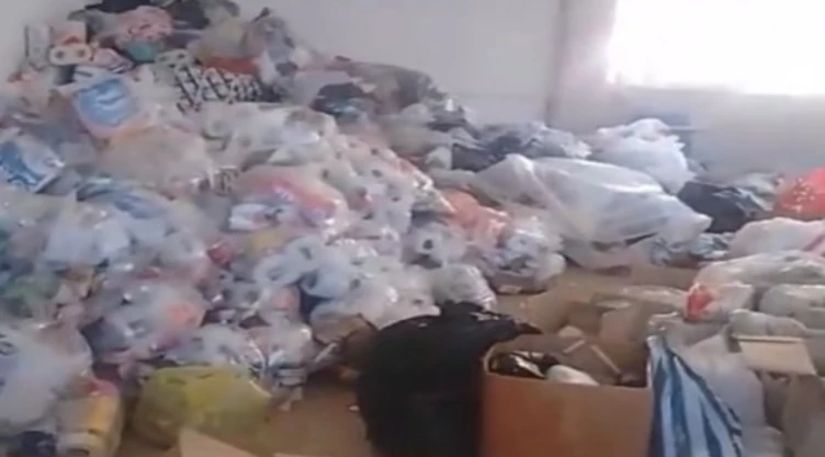 Con un video difundido en redes sociales, habitantes de Acapulco denunciaron el abandono de las despensas.