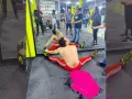 Julio Cesar Chavez Jr estirando.jpg