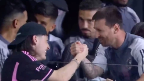 lionel messi y peso pluma partido