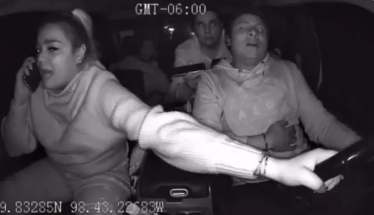 así-es-como-sujeto-armado-asaltan-autopista-méxico-puebla-video-cuerpo