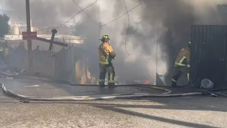 Incendio en Tijuana hoy jueves 19 de diciembre de 2024