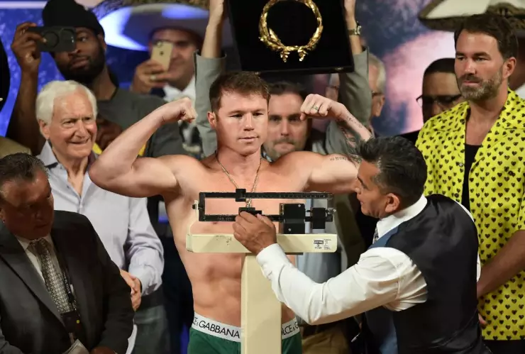 Canelo Álvarez vs John Ryder pesaje
